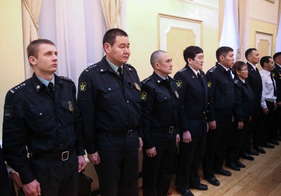 Сила закона в его исполнении: Судебные приставы Якутии отмечают 20-летие деятельности