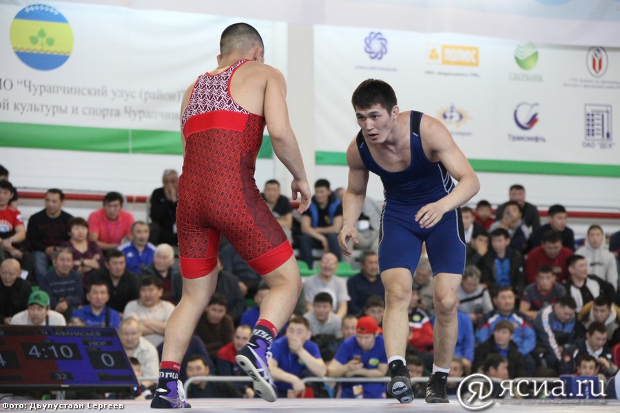 Чемпионат Якутии: 300 борцов сражаются за путевки на VII Спортивные игры народов