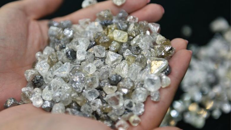 Якутянин пытался вывезти в Монголию 184 алмаза