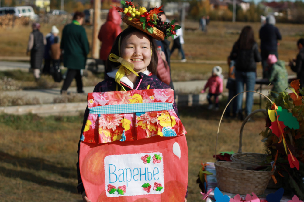 День варенья в Якутске отметили десертами и благотворительной ярмаркой