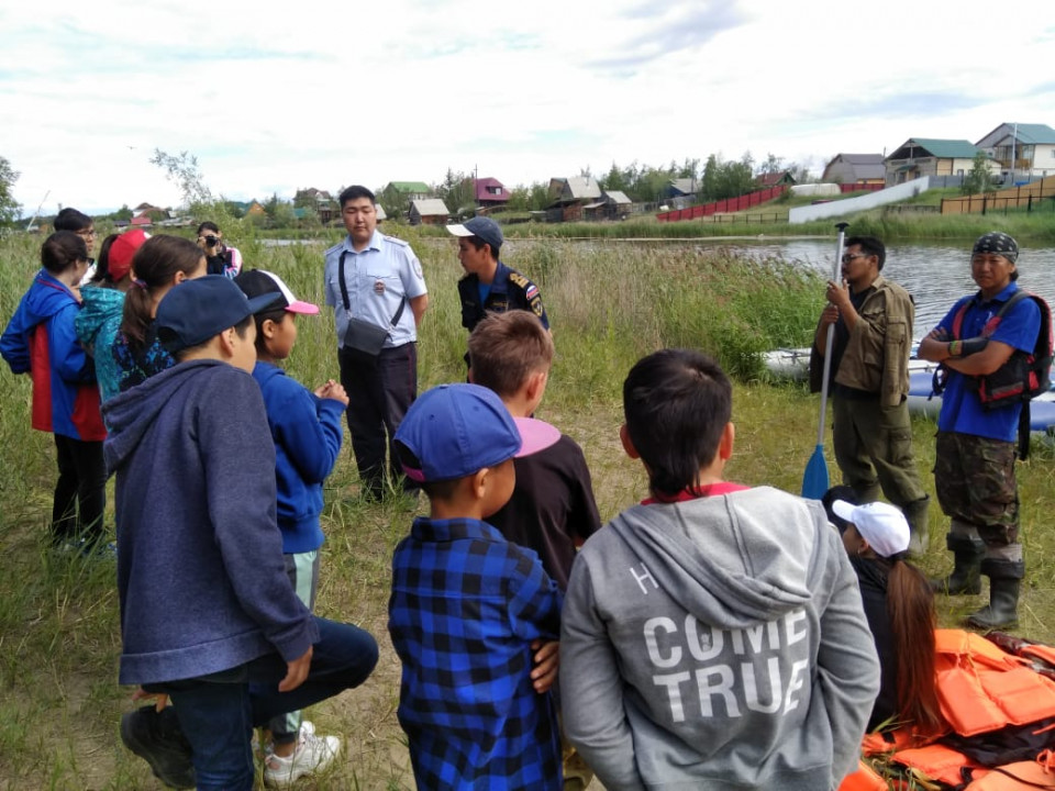 В лагере «Спутник» детям напомнили о правилах безопасности на воде