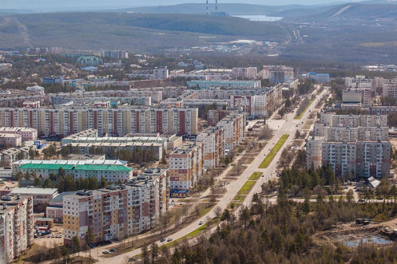 Правительство Якутии и «Колмар» подписали соглашение о строительстве жилья в Нерюнгри