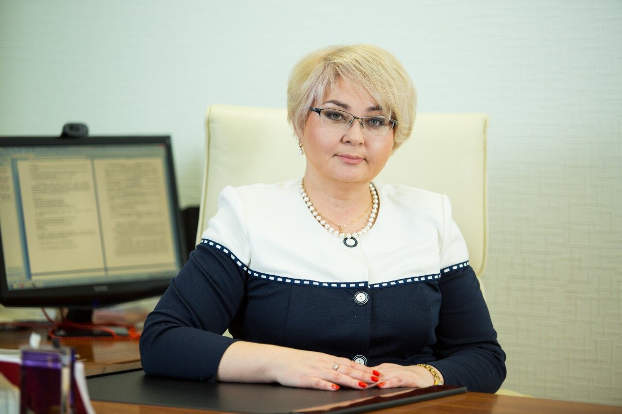 «Прямой разговор»: На вопросы телезрителей ответит министр здравоохранения Якутии Елена Борисова