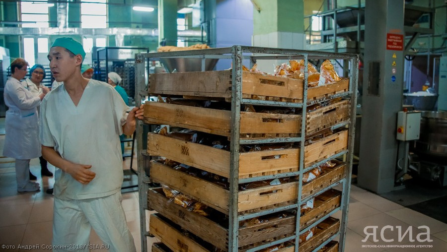 В Якутии обнаружили тонну непригодных для продажи хлебобулочных изделий