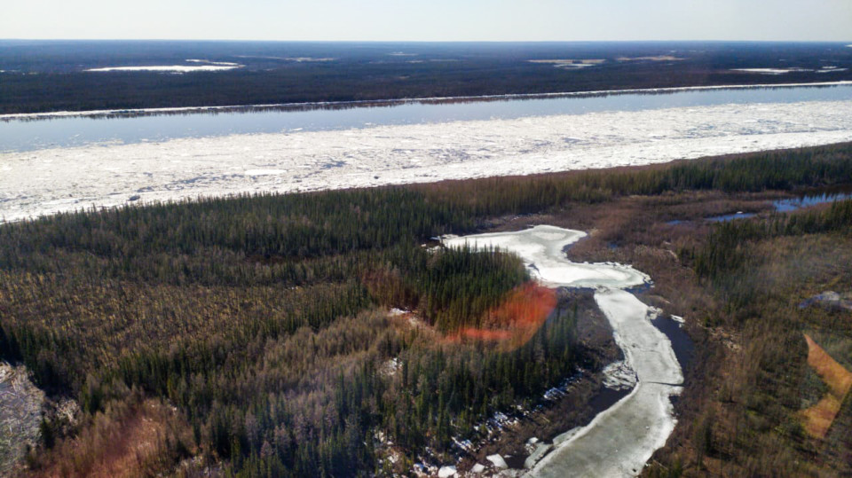 В Якутии ниже гидропоста Сангары образовался затор льда
