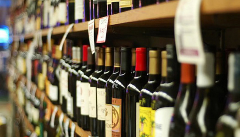 В Якутске предложили расторгать договоры аренды с нарушителями правил продажи алкоголя