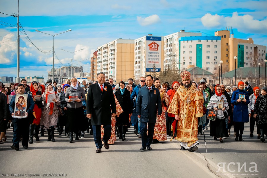 В Якутске состоялся крестный ход памяти героев войны