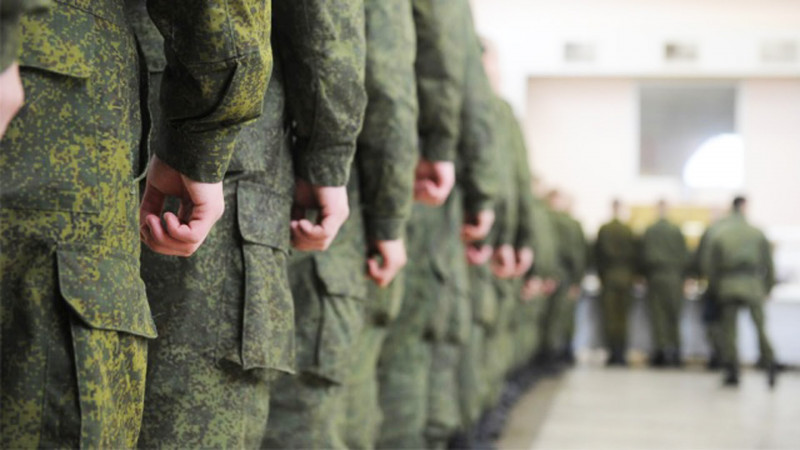 Девять новобранцев из Ленского района Якутии отправились на военную службу