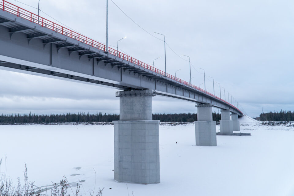 В Якутии утвердили проектно-сметную документацию строительства моста через реку Вилюй