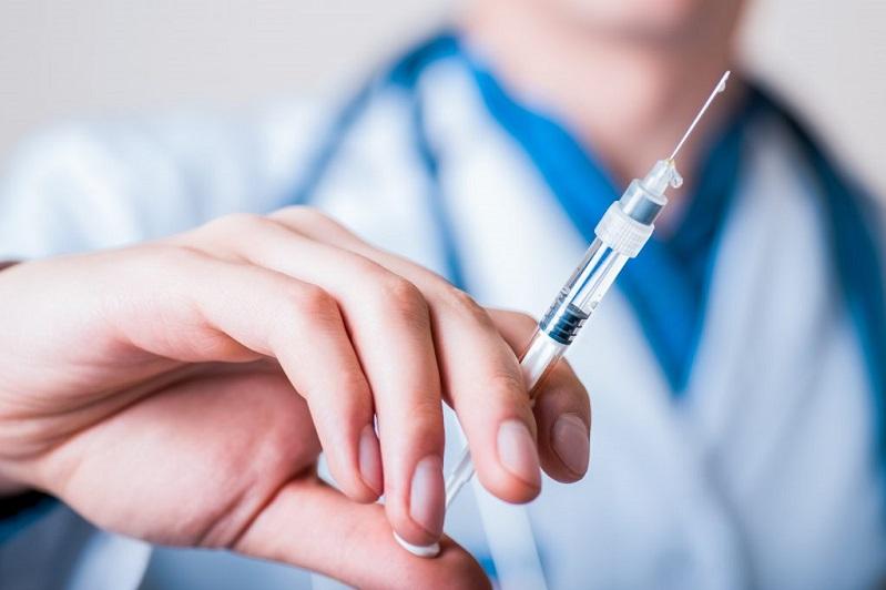 Айсен Николаев: Отказ от прививки против кори может привести к уголовной ответственности
