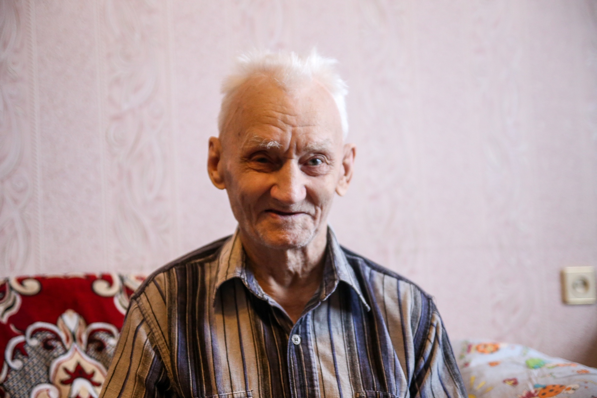 95 лет искандеру. Дед 95 лет. 95 Лет дедушка фото. 100 Летний старик.