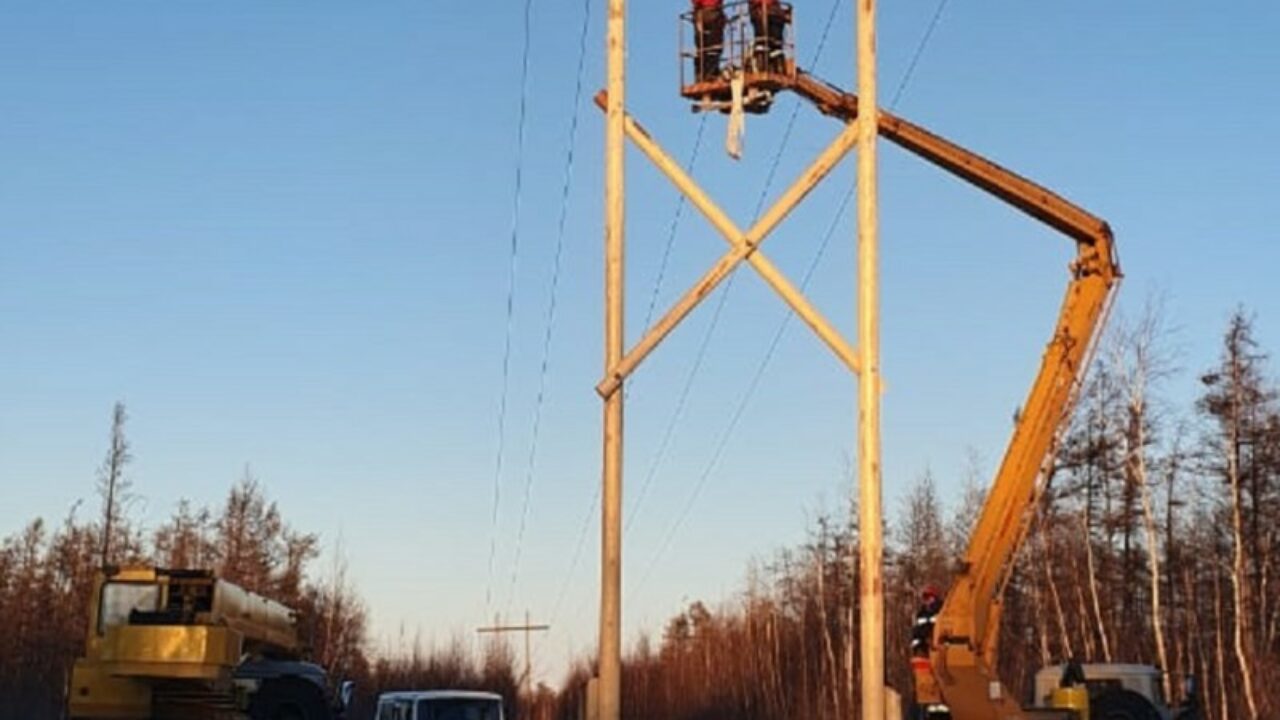 Вилюйские энергетики выполняют капитальный ремонт ЛЭП — ЯСИА