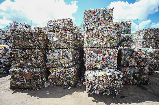 Правительство РФ проработает создание экотехнопарков для производства из отходов
