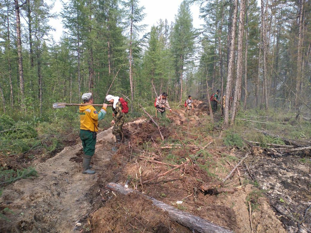 В Якутии тушат шесть лесных пожаров