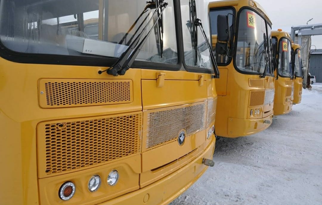 Новые школьные автобусы прибыли в Ленск