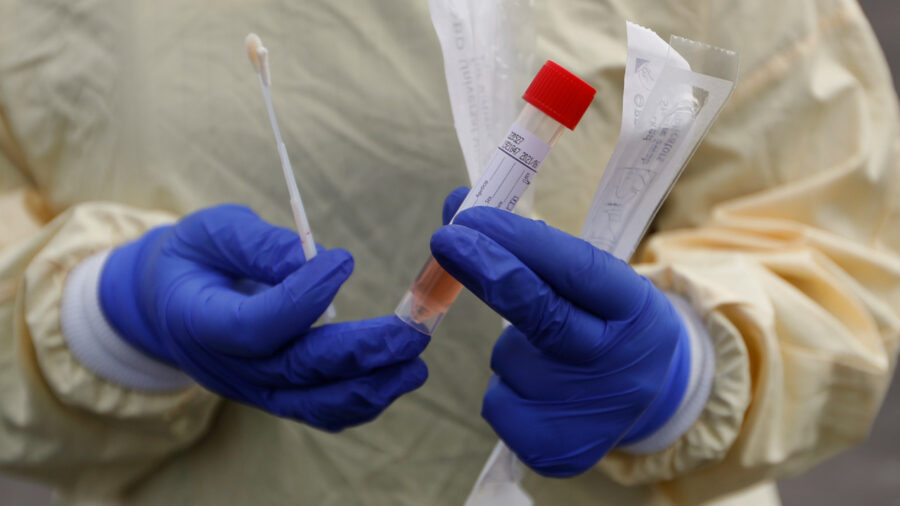 На 15 апреля в Якутии выявлено за сутки 38 новых случаев коронавируса
