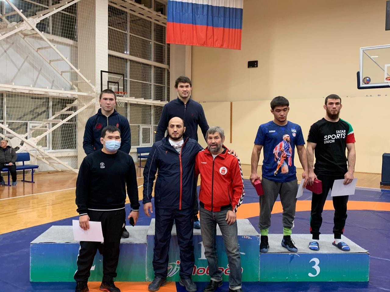 На счету якутских борцов пять медалей всероссийского турнира