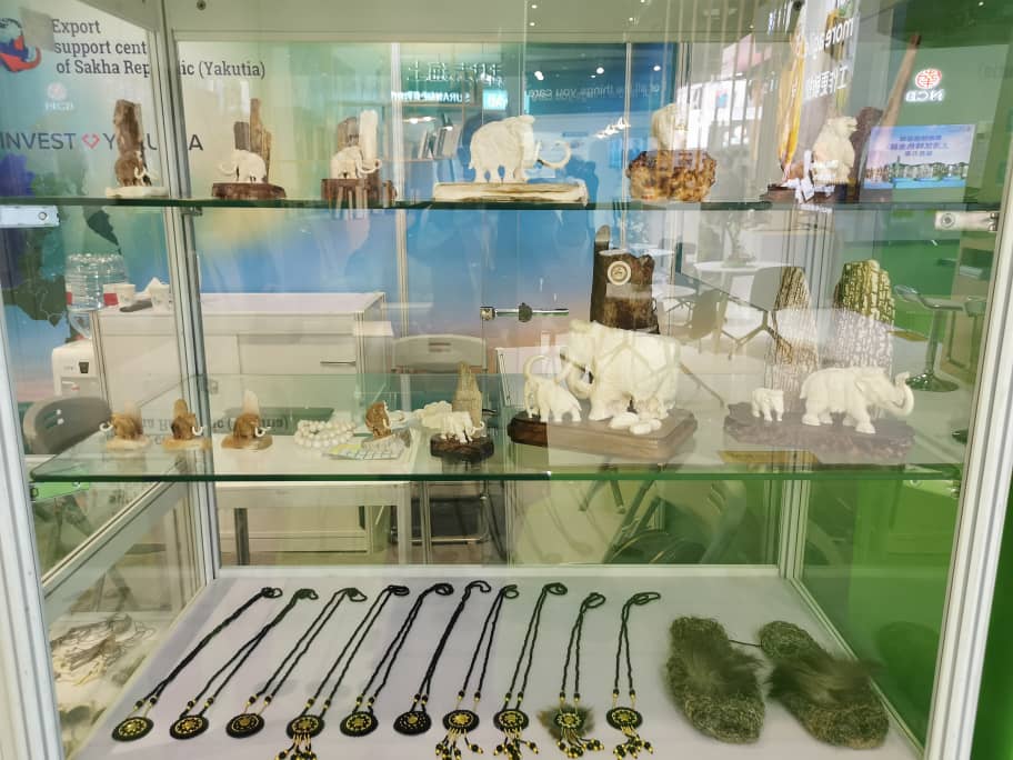 Потенциал для выхода якутских товаров и услуг на китайский рынок отметили на выставке в Шанхае