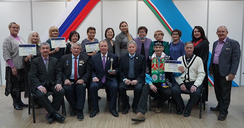 В Якутске состоялось вручение сертификатов участникам первой Всероссийской премии «Гордость нации»