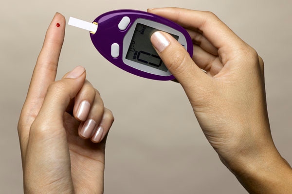 Измерение сахара при диабете 1-го, 2-го типов глюкометром: особенности