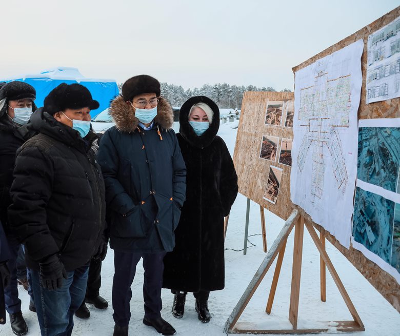 Айсен Николаев проверил ход строительства Онкологического диспансера в Якутске