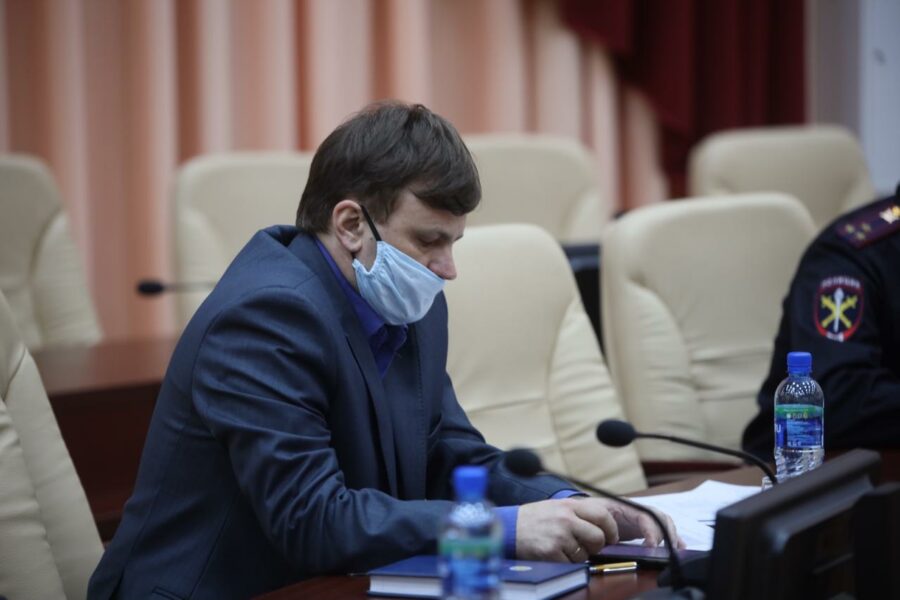 Айсен Николаев провёл заседание оперативного штаба в Нерюнгринского районе