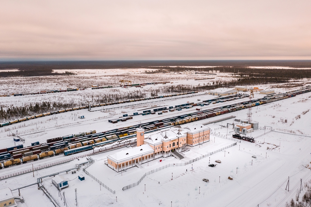 АК «Железные дороги Якутии» из-за погодных условий разрешила бесплатно хранить контейнеры