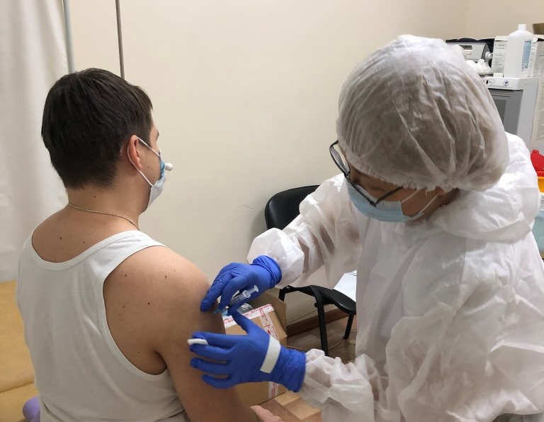 О ходе вакцинации от коронавируса в Якутии на 26 февраля