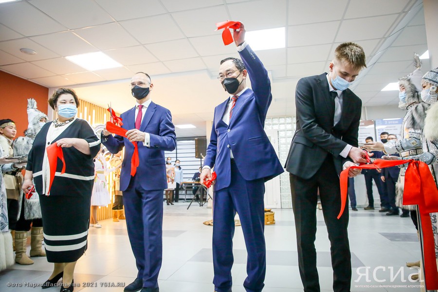 Фоторепортаж: Открытие дополнительного здания школы №31 в Якутске