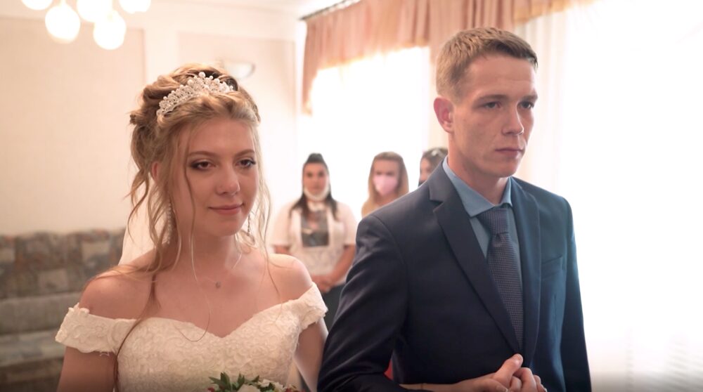 Пара из Якутии поженилась на проекте телеканала «Пятница!»