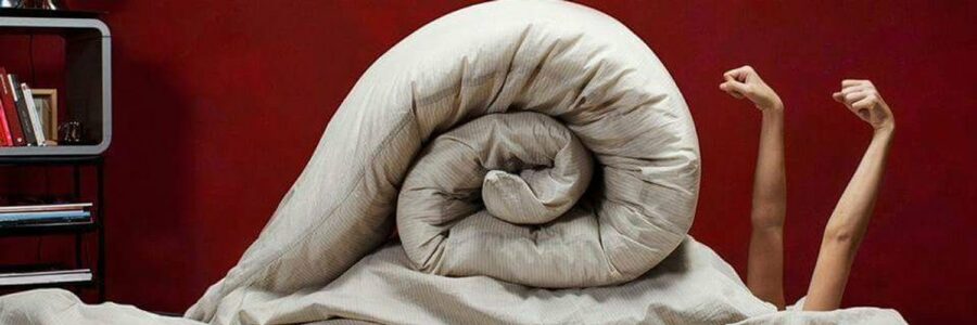 Костюм из одеяла и подушки