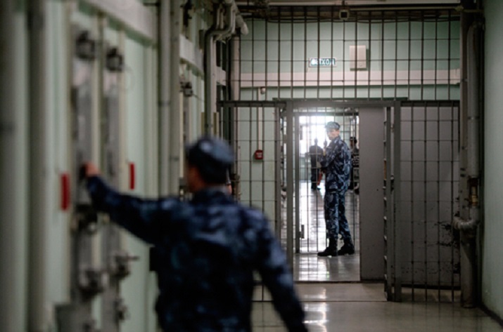 В Якутии осужденный пытался приобрести наркотики