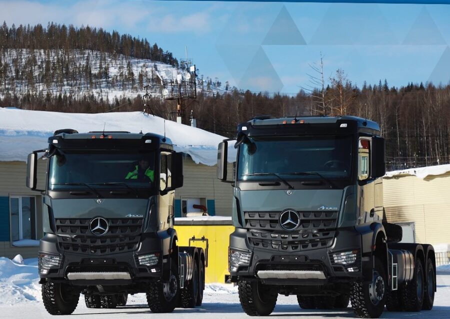 Новые седельные тягачи пополнили автопарк якутской группы 