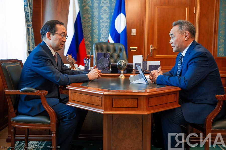 Глава Якутии рекомендовал Счетной палате региона мониторить исполнение нацпроектов