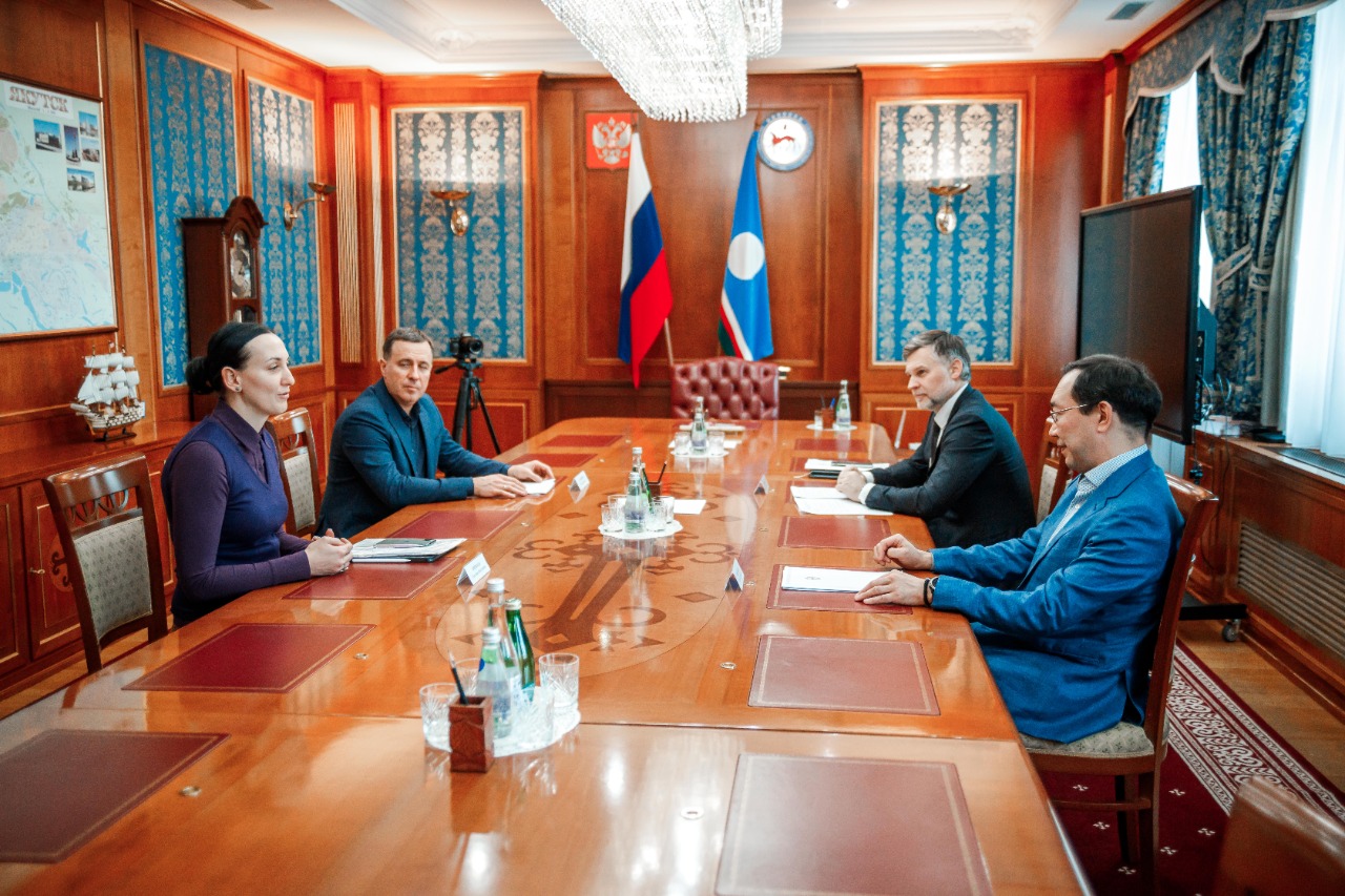 Глава Якутии встретился с представителями госкорпорации развития ВЭБ.РФ