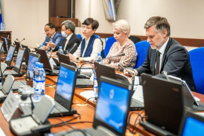 В кабмине Якутии обсудили реализацию проектов в рамках концессионных соглашений с участием  «ВЭБ.РФ»