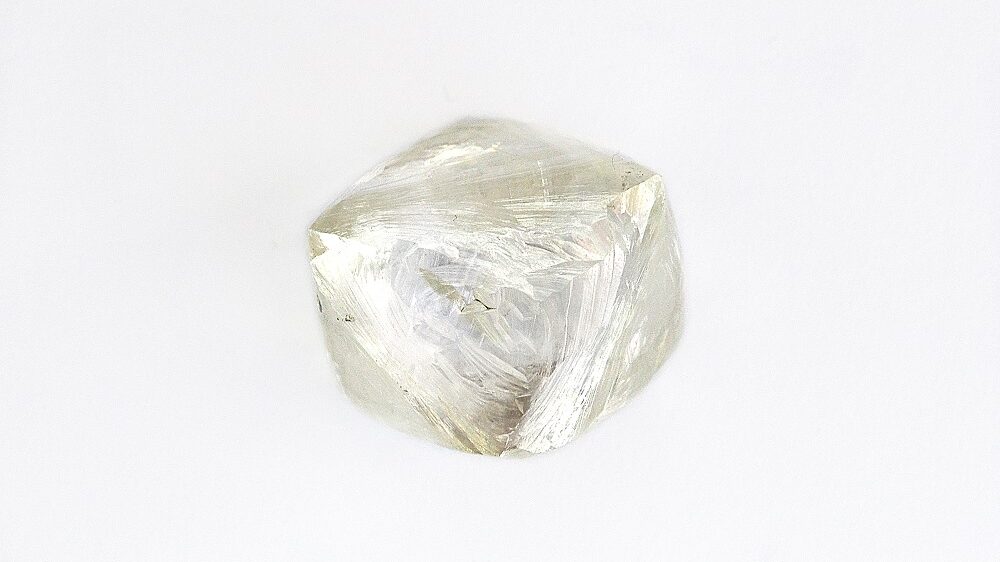 Именем Александра Иванова назван алмаз весом в 59 каратов