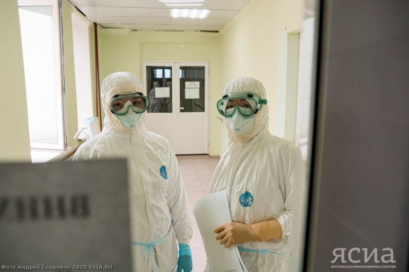 В Якутске 300 человек находятся в больницах с COVID-19