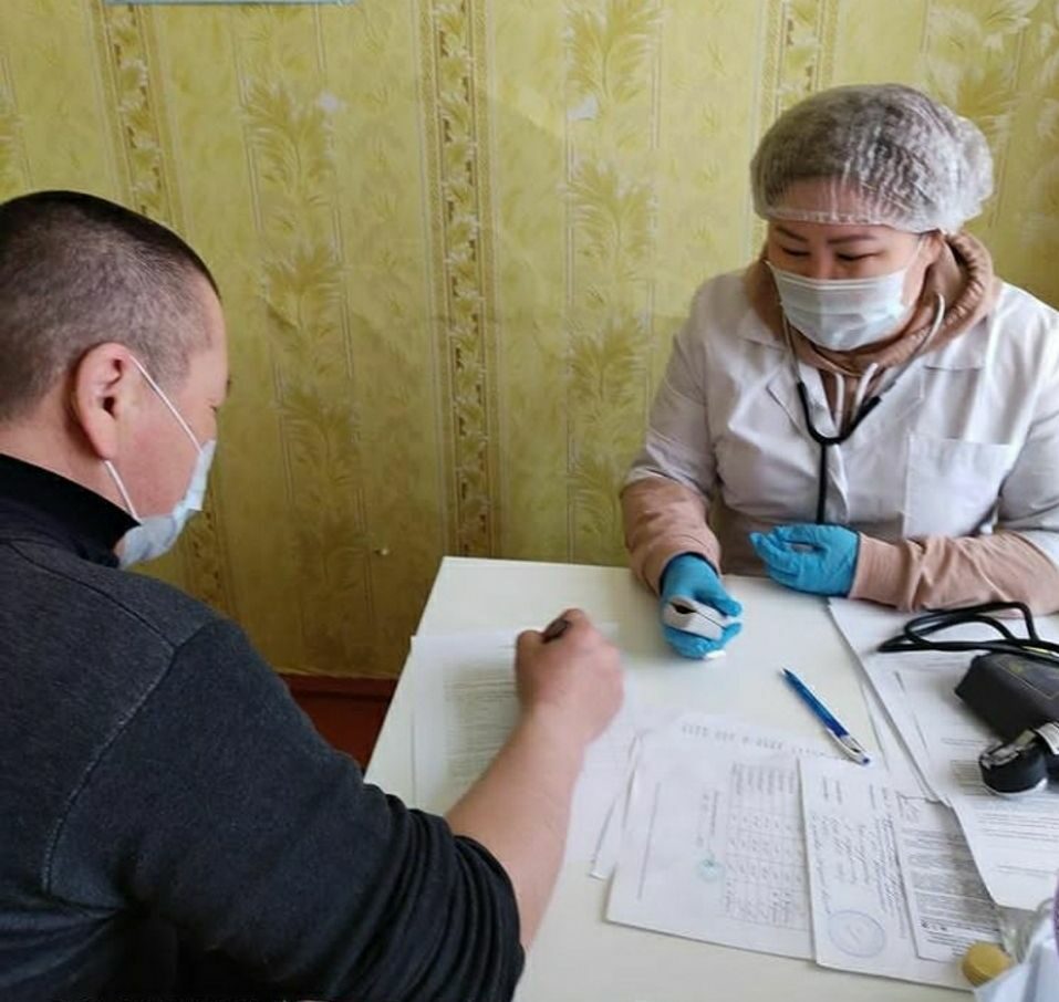 В селе Кутана Алданского района началась вакцинация против COVID-19