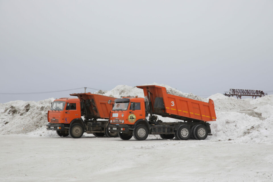 Несанкционированное размещение снежных свалок в Якутске запрещено