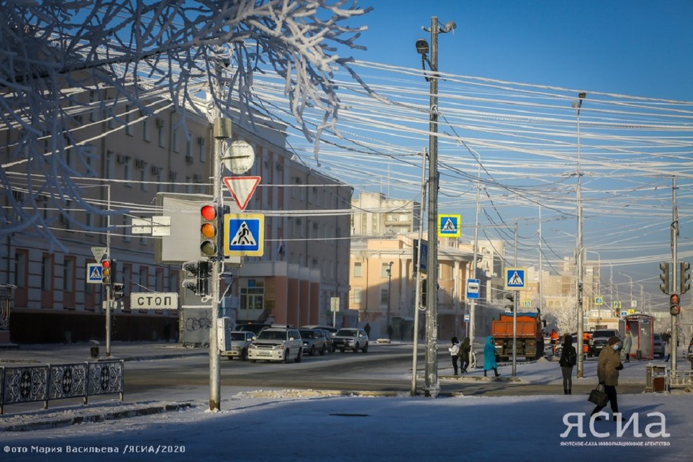 Погода в якутске в апреле. Якутск Центральная улица.