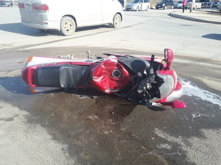 В Якутске произошло очередное ДТП с участием мотоцикла