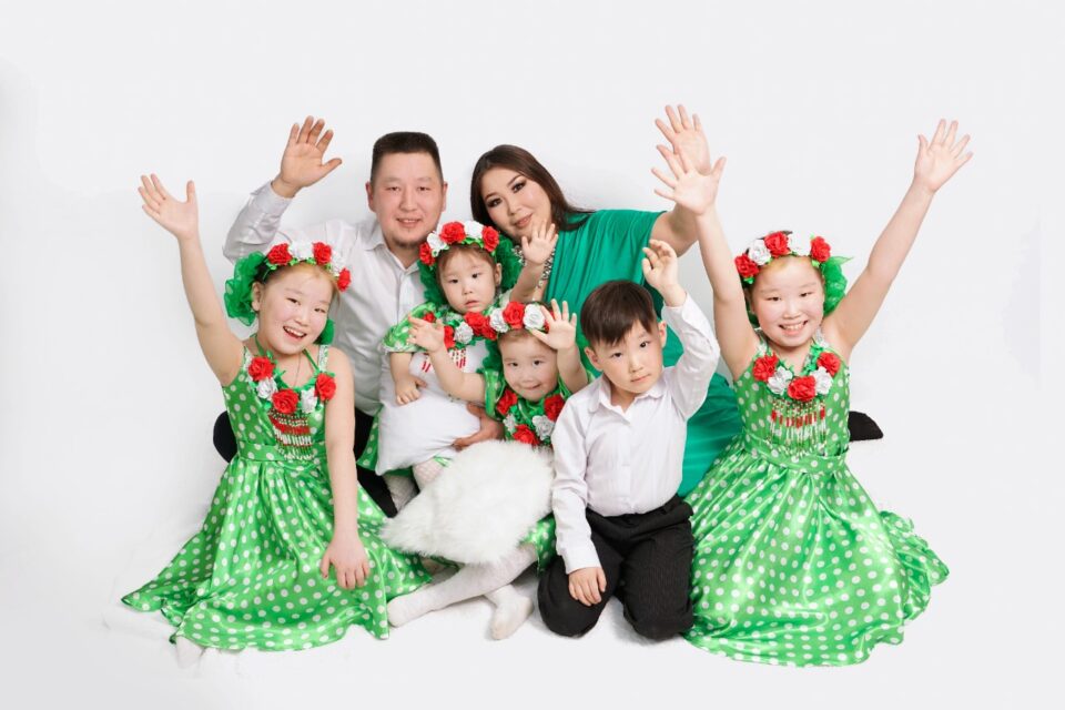 В Якутии многодетная семья может выиграть в конкурсе 300 тысяч рублей — ЯСИА