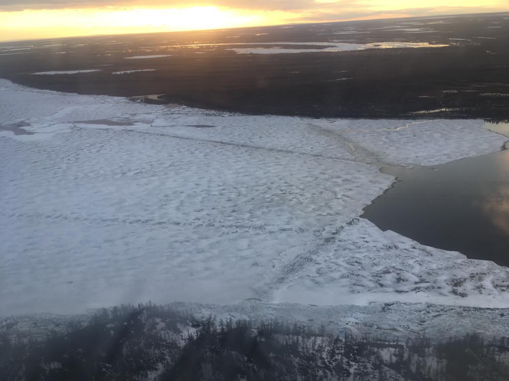 В Среднеколымском районе Якутии проведены подрывы ледового поля