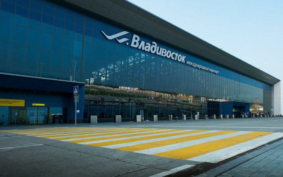 Приморский аэропорт «Кневичи» будет связан рейсами с городами Мирный и Нерюнгри Якутии
