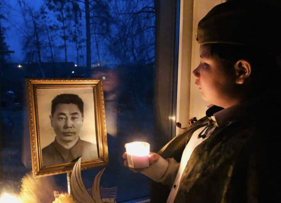 Жители Якутска присоединяются к онлайн-акции «Свеча памяти»
