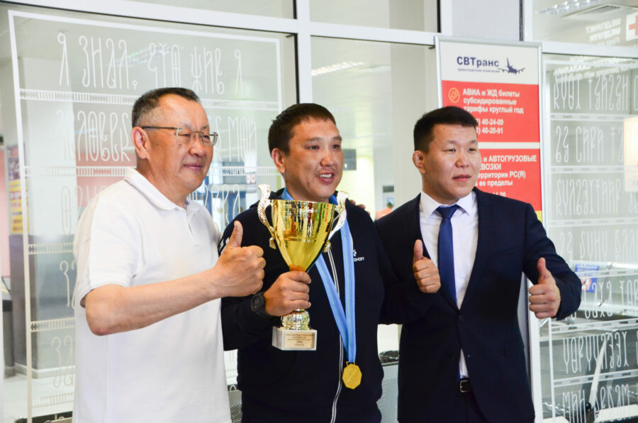 В аэропорту Якутска встретили победителей чемпионата Европы по спортингу