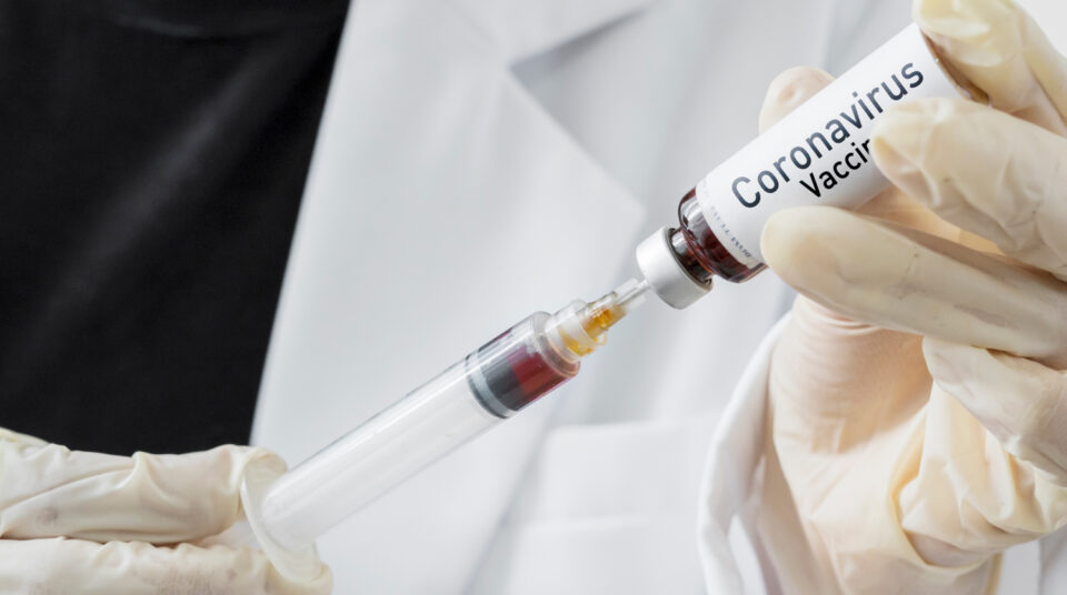 Петербургскую вакцину против коронавируса предварительно назвали «Аврора»