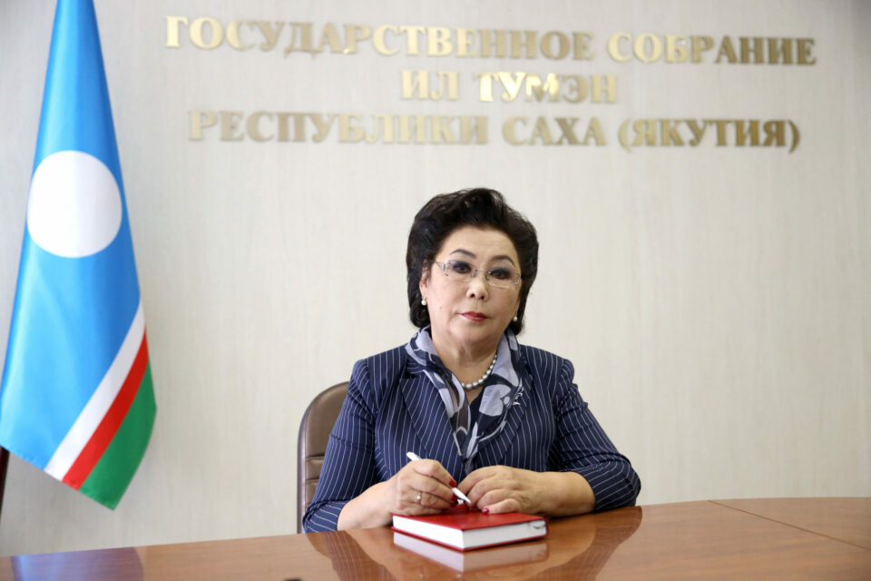 Феодосия Габышева предлагает разработать программу модернизации инфраструктуры сельских школ