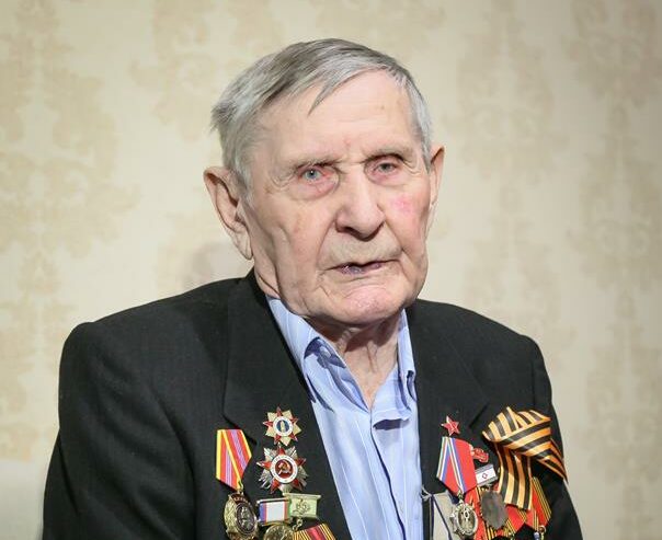 Участнику Сталинградской битвы Петру Рыбкину исполнилось 98 лет